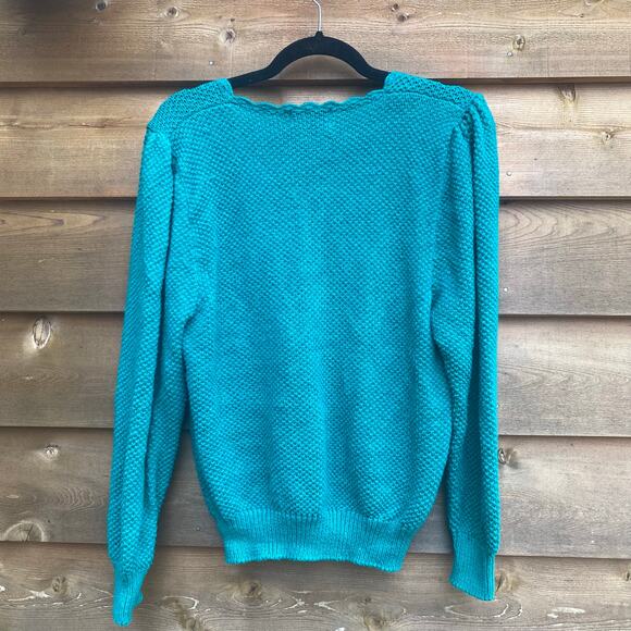 Hunters Run Vintage teal knit cardigan sweater with scalloped neckline - Picture 6 of 7